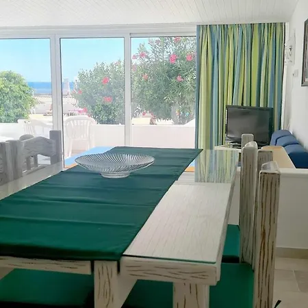 아파트 Albufeira, With Terrace, Views, 5 Min To