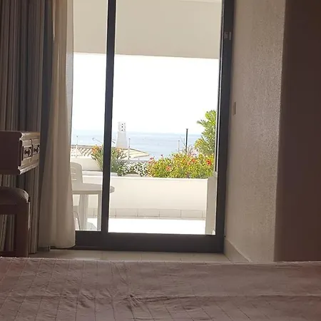 Albufeira, With Terrace, Views, 5 Min To Appartamento *
